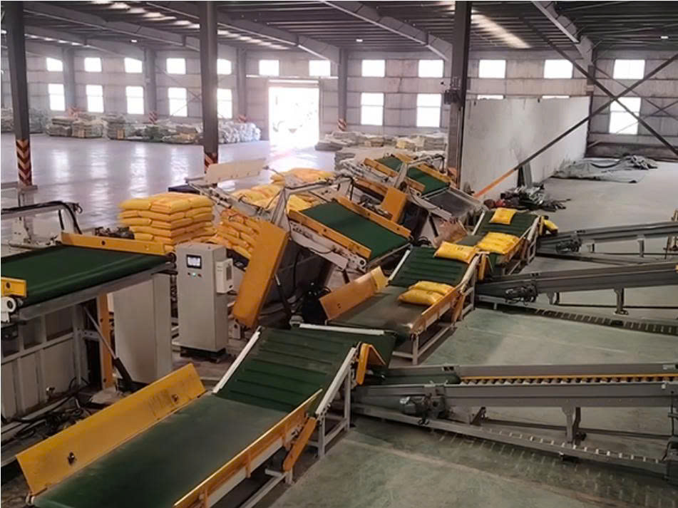 Máy dỡ pallet băng tải nghiêng hoàn toàn tự động